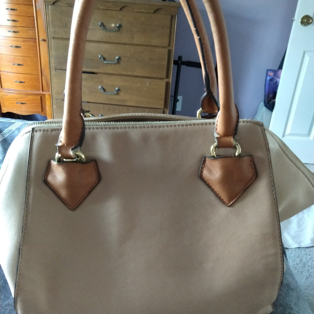 Liz Clairborne handbag